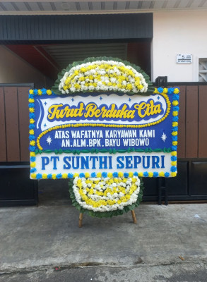 Papan Bunga Duka di Toba